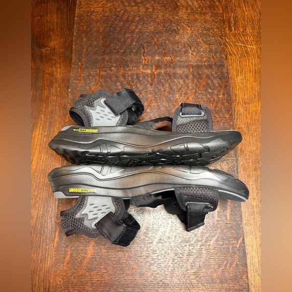 Disney Christmas 2025 Lil Rin Rin Plush Badge Red New